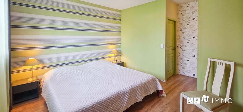 Villa - 234 m² - 7 pièces