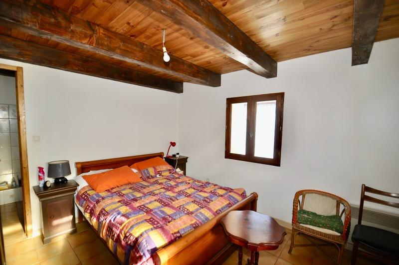 Maison en pierre - 80 m² - 4 pièces