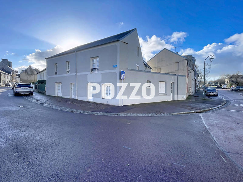 Immeuble - 143 m² - 7 pièces