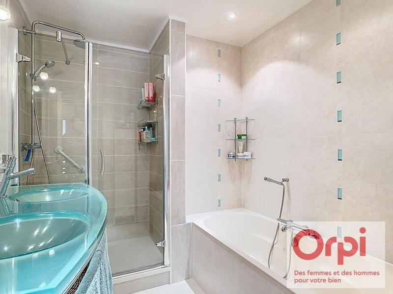 Appartement - 89 m² - 4 pièces