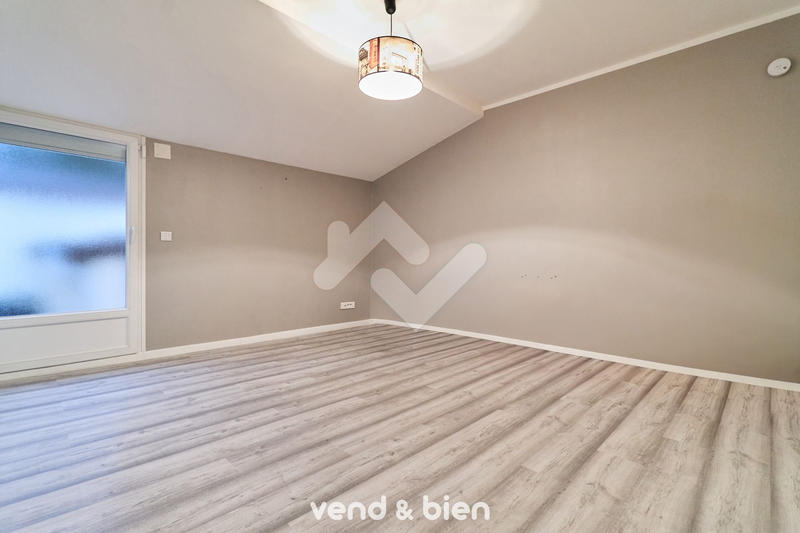 Maison - 156 m² - 6 pièces