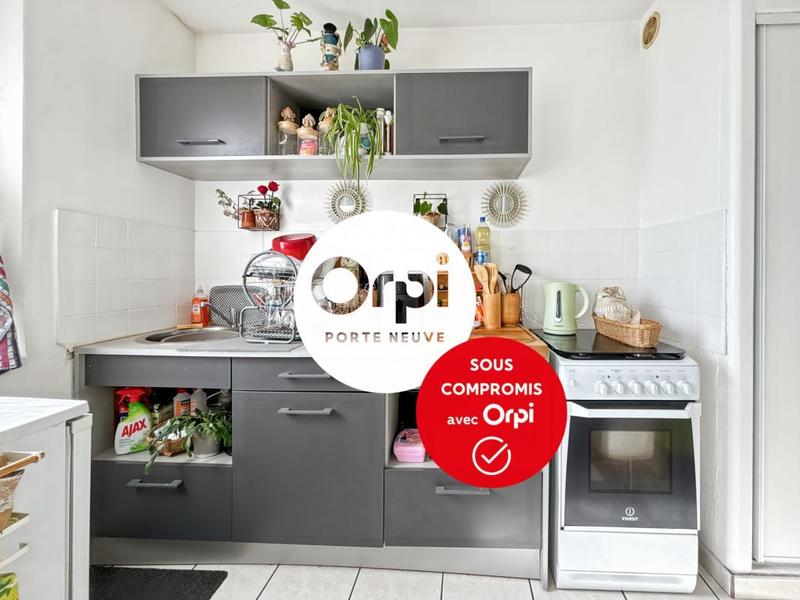 Immeuble - 300 m² - 12 pièces