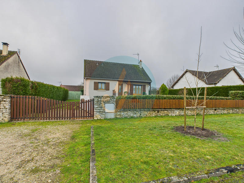 Maison - 105 m² - 4 pièces