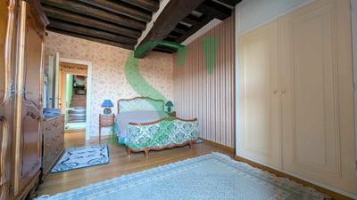 Maison - 141 m² - 8 pièces