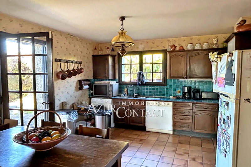 Maison - 200 m² - 6 pièces