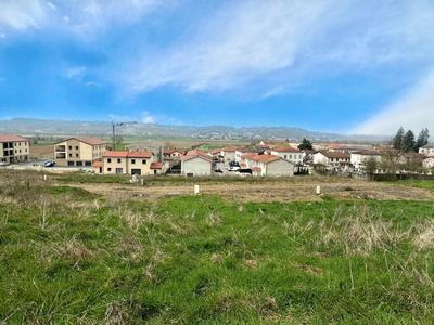 Terrain constructible - 1 318 m²