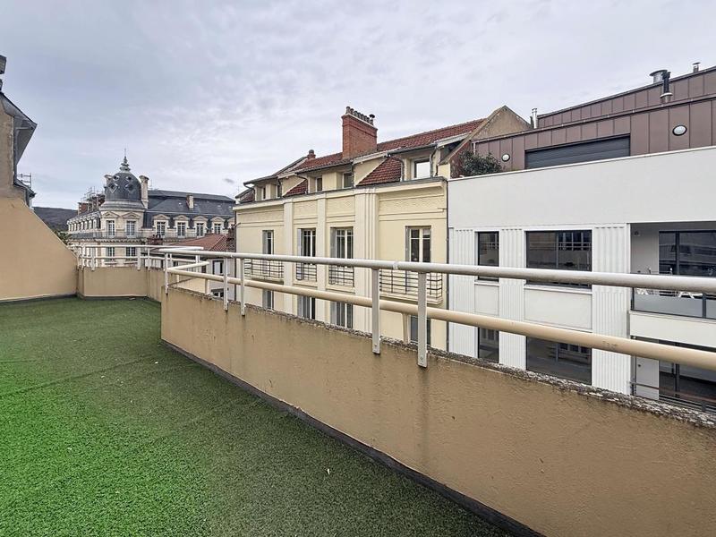 Appartement - 86 m² - 4 pièces