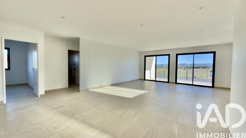 Maison de ville - 111 m² - 4 pièces