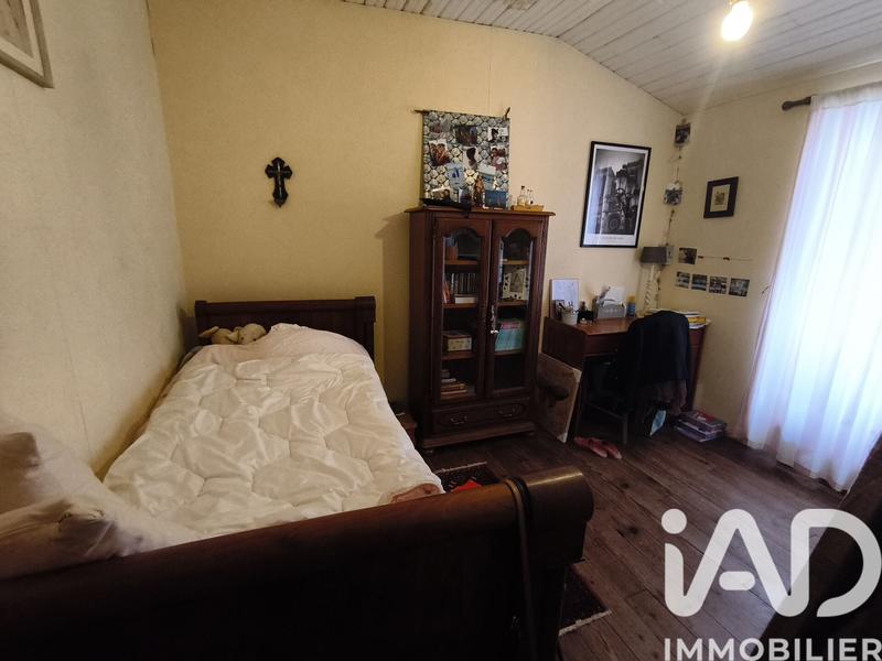 Maison - 260 m² - 10 pièces