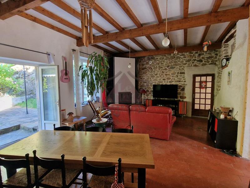Maison - 155 m² - 6 pièces