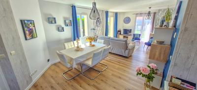 Maison - 95 m² - 5 pièces