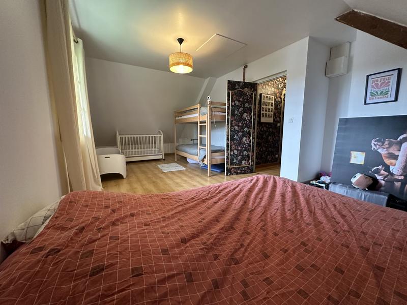 Maison - 143 m² - 5 pièces