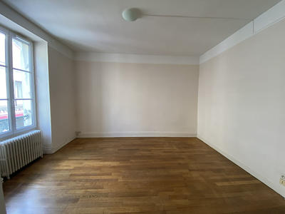 Appartement - 77 m² - 3 pièces