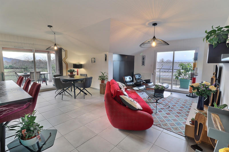 Appartement - 126 m² - 5 pièces