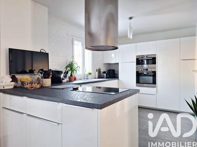 Maison - 154 m² - 8 pièces