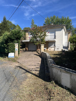 Maison - 107 m² - 5 pièces