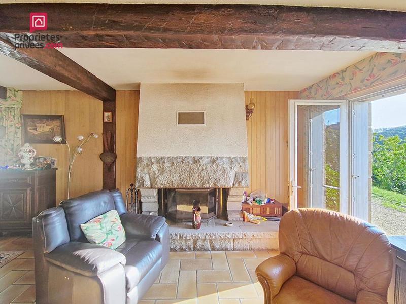 Maison - 180 m² - 8 pièces