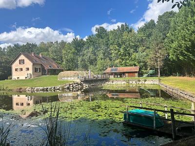 Maison - 200 m² - 7 pièces