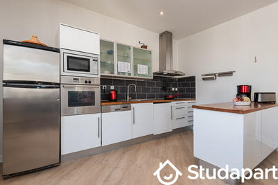 Appartement - 100 m² - 4 pièces