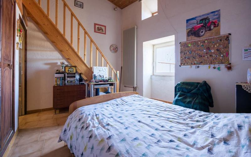 Propriété - 390 m² - 14 pièces