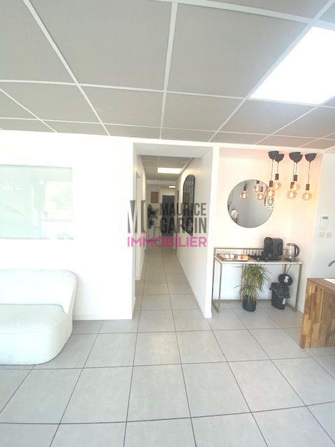 Local d'activités - 70 m²