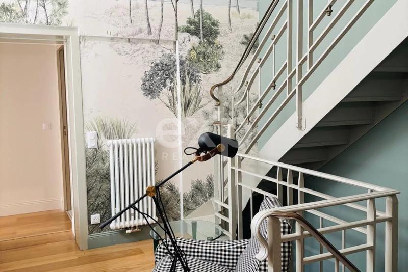 Appartement - 155 m² - 4 pièces