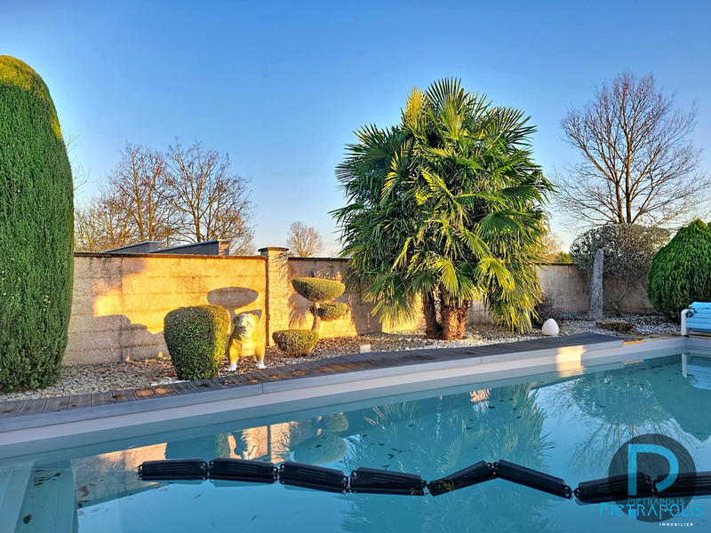 Maison - 100 m² - 4 pièces