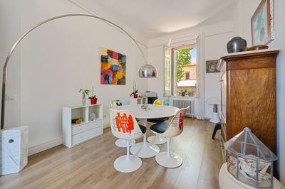 Appartement - 104 m² - 5 pièces