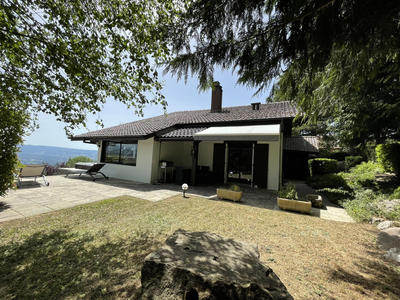 Maison - 228 m² - 7 pièces