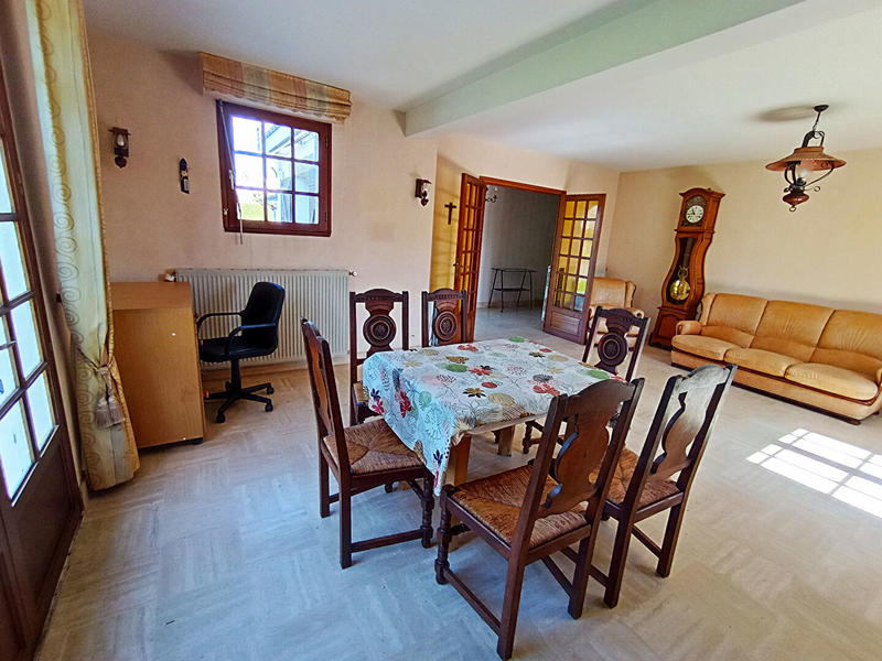 Maison - 139 m² - 6 pièces