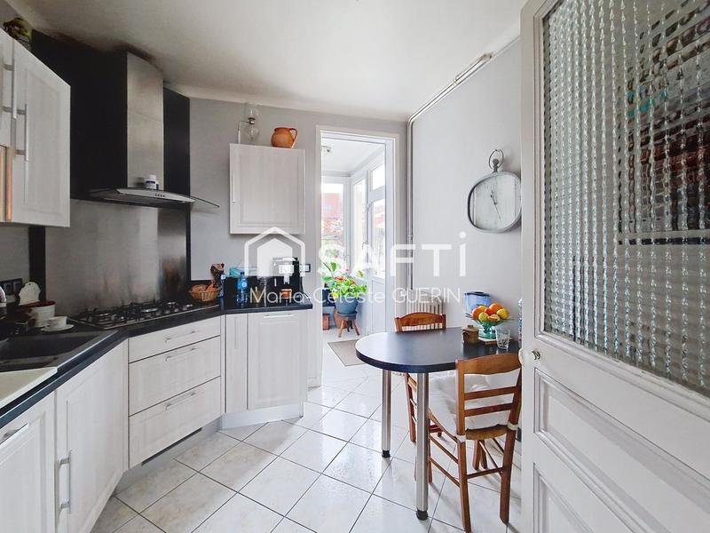 Maison - 104 m² - 6 pièces