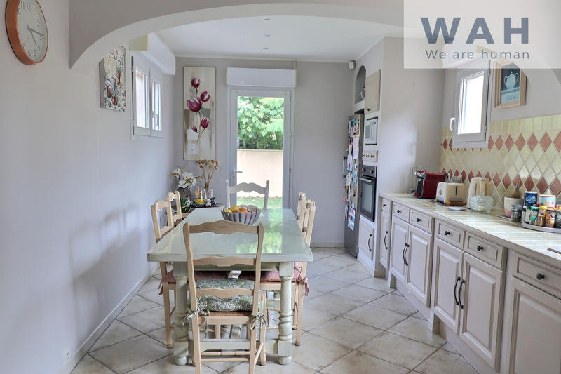 Maison - 111 m² - 4 pièces