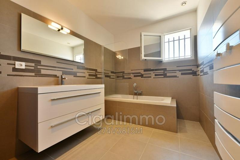 Villa - 177 m² - 7 pièces