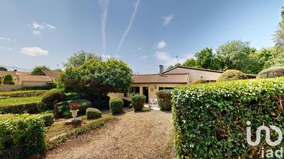 Maison - 216 m² - 6 pièces