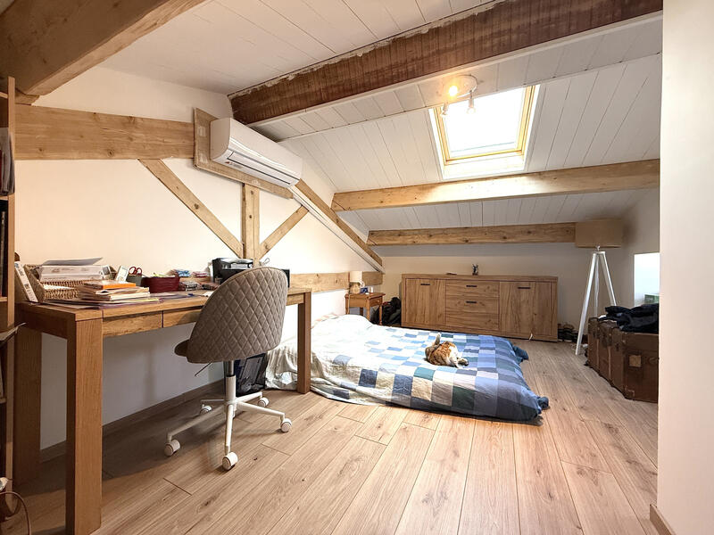 Maison - 98 m² - 4 pièces