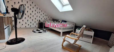 Maison - 79 m² - 5 pièces