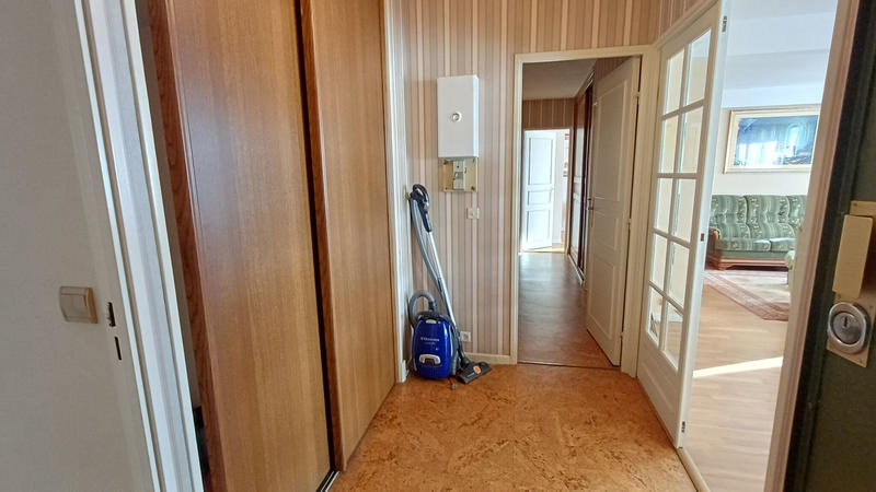 Appartement - 105 m² - 5 pièces