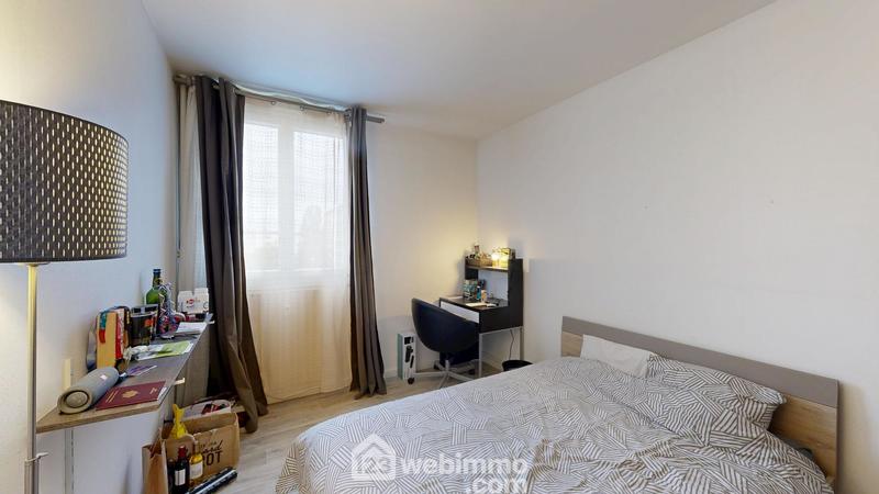 Appartement - 80 m² - 4 pièces