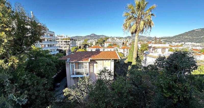 Appartement - 80 m² - 3 pièces