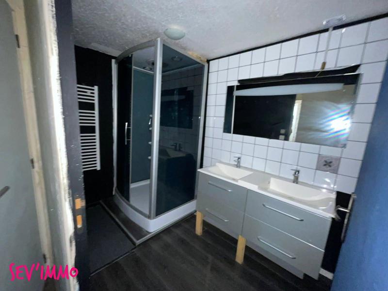 Maison - 127 m² - 7 pièces