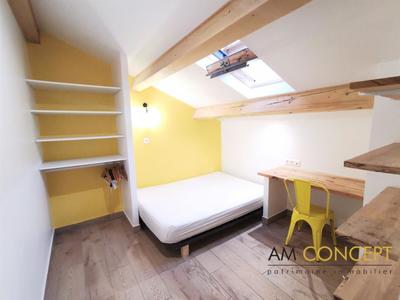 Appartement - 100 m² - 6 pièces