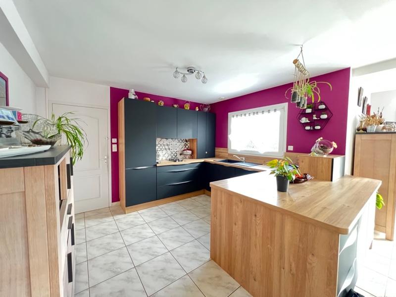 Maison - 147 m² - 8 pièces