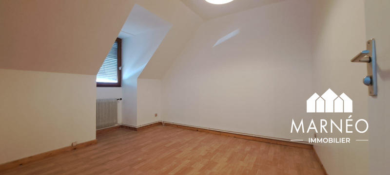 Maison traditionnelle - 100 m² - 5 pièces