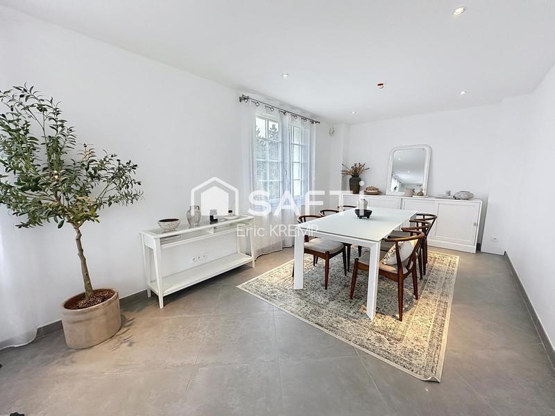 Maison - 135 m² - 6 pièces