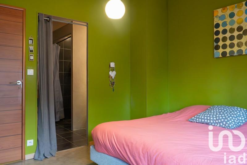 Maison de maîtres - 232 m² - 11 pièces