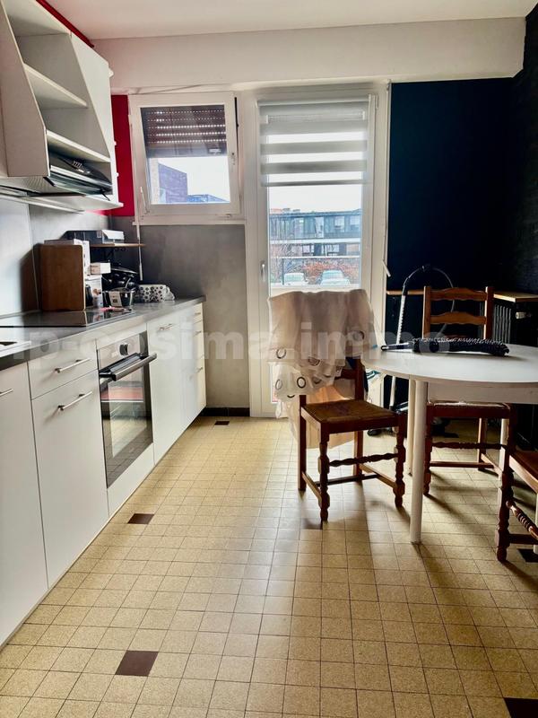 Appartement - 80 m² - 3 pièces
