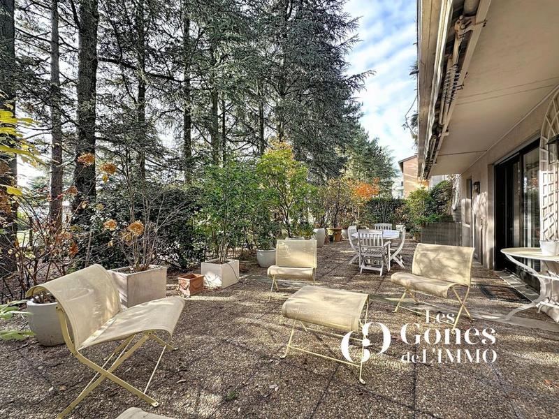 Appartement - 148 m² - 7 pièces