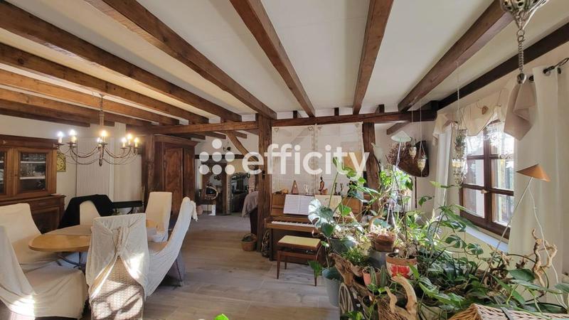 Maison de campagne - 275 m² - 11 pièces