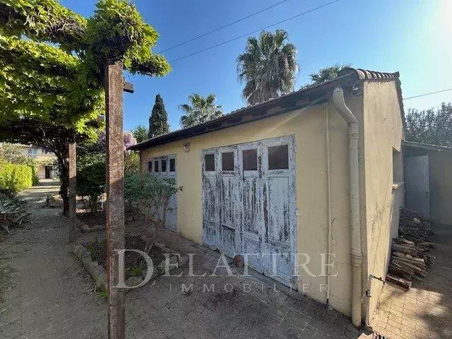 Villa - 136 m² - 10 pièces