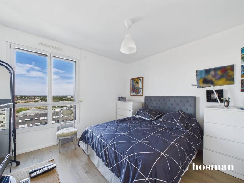 Appartement - 94 m² - 4 pièces